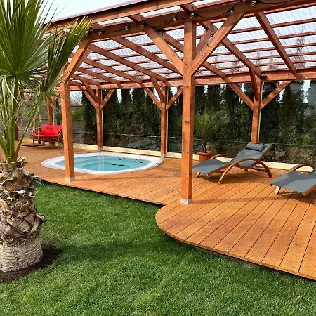 Morze Domkow Wellness & Дзивновек