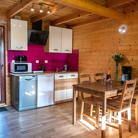 Morze Domkow Wellness & 드지우노웨크