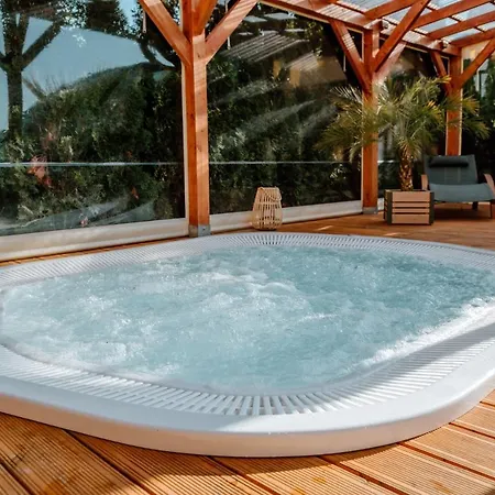 Morze Domkow Wellness & *